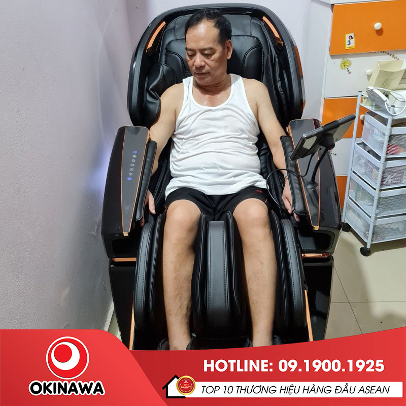 Sử dụng ghế massage Okinawa OS 500 tại nhà