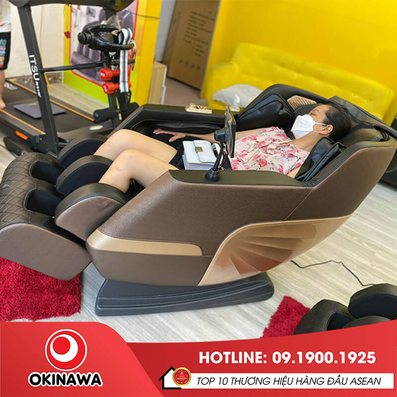 Trải nghiệm tại nhà với ghế massage Okinawa OS-402